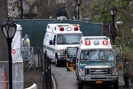 New York ‘cautiously optimistic’ with first daily drop in ICU COVID-19 patients